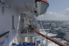 MS Bremen mit Rettungsboot